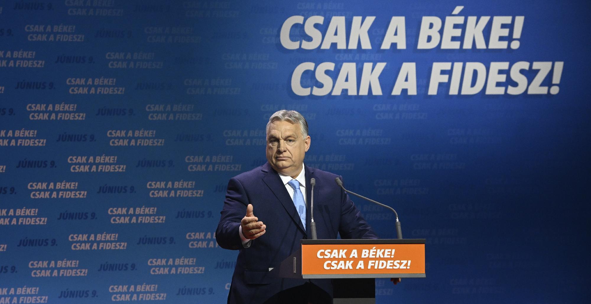 Orbán Viktor: A béke és a háború határán, borotvaélen táncol Európa