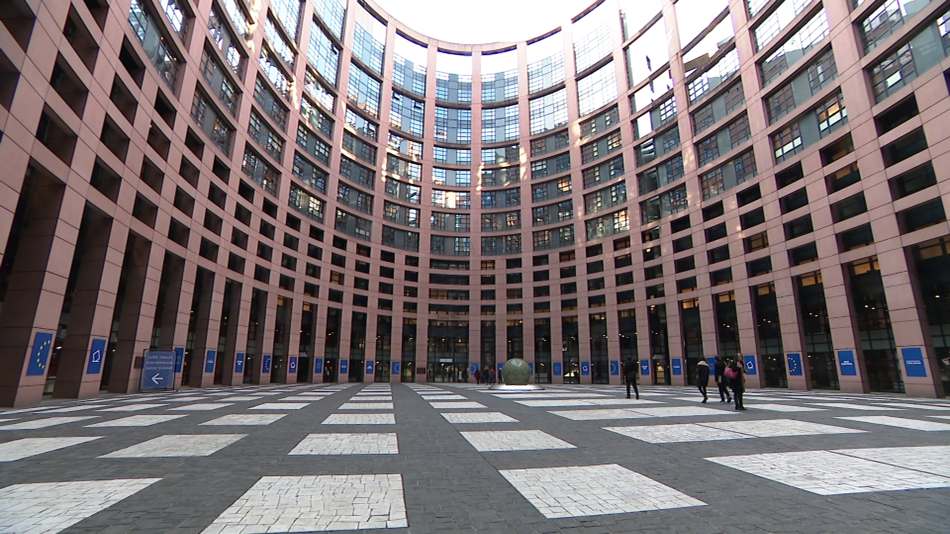 Nem foglalkozott a múlt heti brüsszeli botránnyal Strasbourgban az Európai Parlament + videó