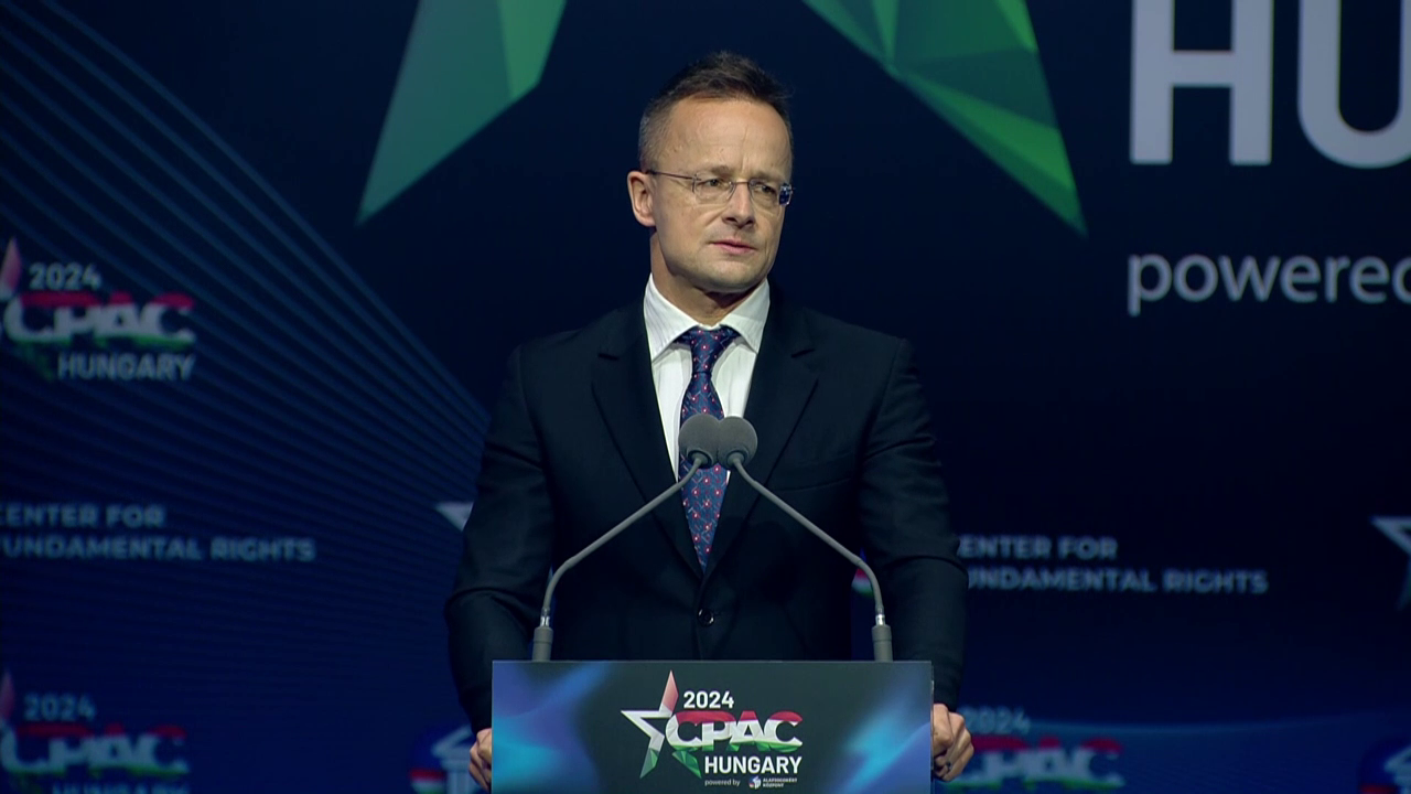 Szijjártó Péter: Magyarország konzervatív és patrióta sziget egy szélsőségesen liberális tengerben + videó